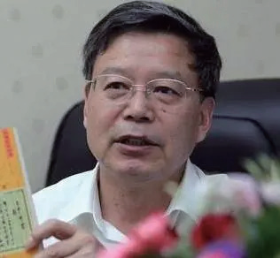张希清